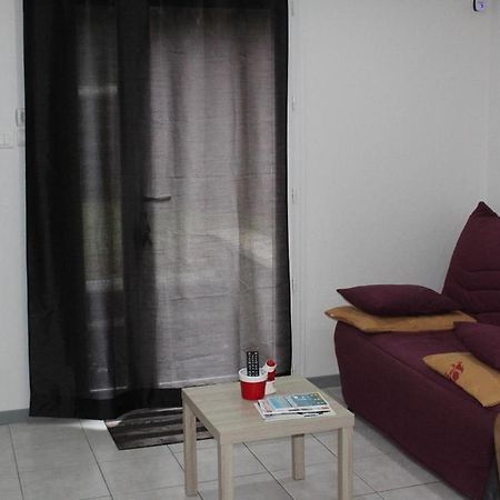 Chez Patrick Et Dominique Apartment Saint-Pierre-en-Faucigny Bagian luar foto