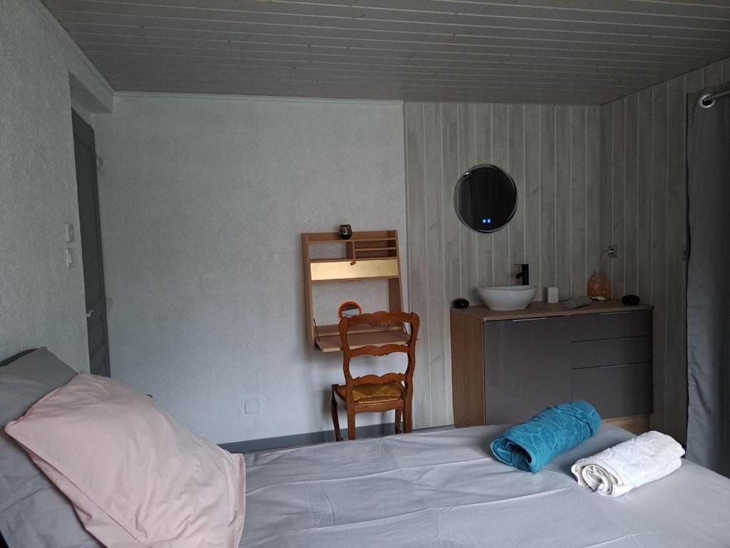 Chez Patrick Et Dominique Apartment Saint-Pierre-en-Faucigny Bagian luar foto